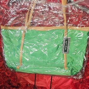 Alexis Bendel NWT Green and Tan Tote Bag